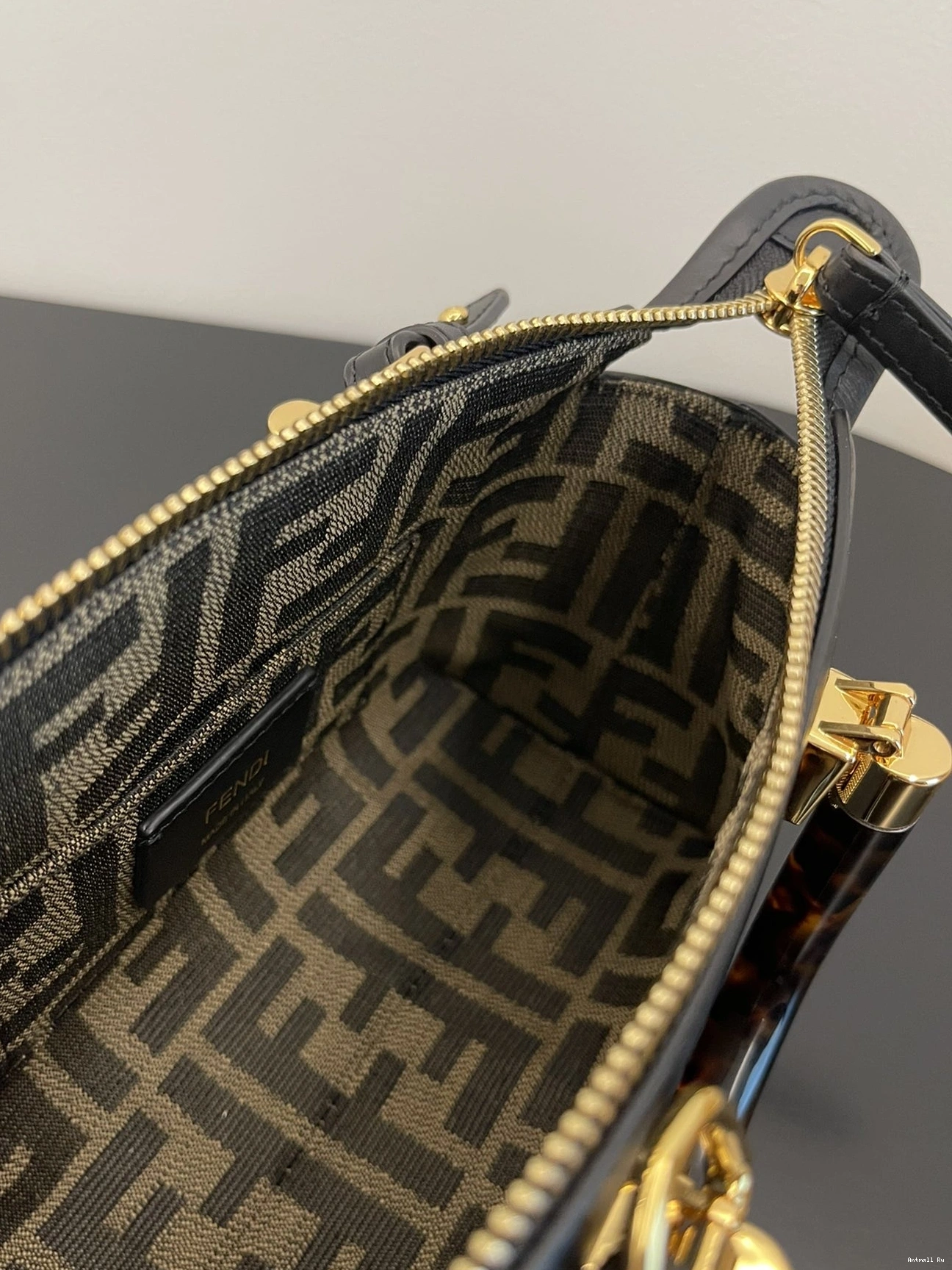 WeatherProof Bags Top 76635 Handle Fendi 0725